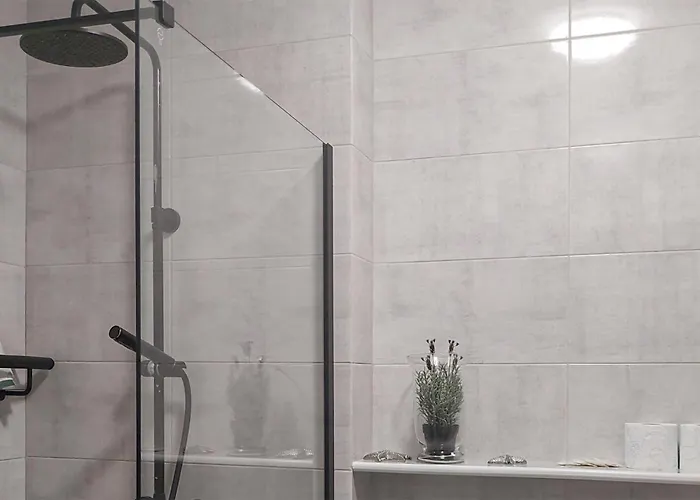 1 Bedroom Lovely In Apartamento